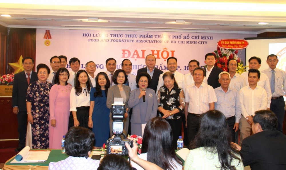 Ban Chấp hành mới của Hội Lương thực Thực phẩm TP. Hồ Chí Minh ra mắt các hội viên