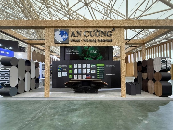 Điểm nhấn Thương hiệu quốc gia Việt Nam tạo nên bức tranh đa sắc tại Triển lãm Thành tựu Đất nước