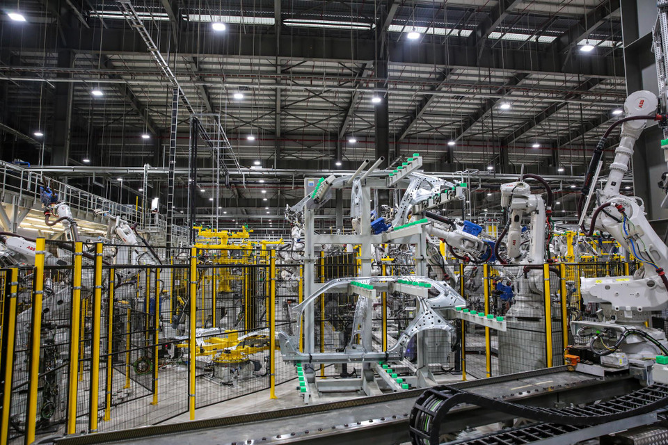 Tổ hợp nhà máy VinFast Hải Phòng có quy mô và độ hiện đại hàng đầu thế giới; công suất thiết kế giai đoạn 1 là 250.000 xe/năm, giai đoạn 2 là 500.000 xe/năm - Nguồn: Vietnam +