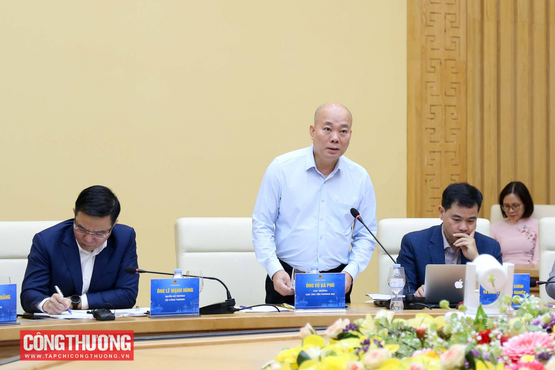 Hội nghị giao ban Xúc tiến thương mại với hệ thống Thương vụ Việt Nam tại nước ngoài Quý I/2026