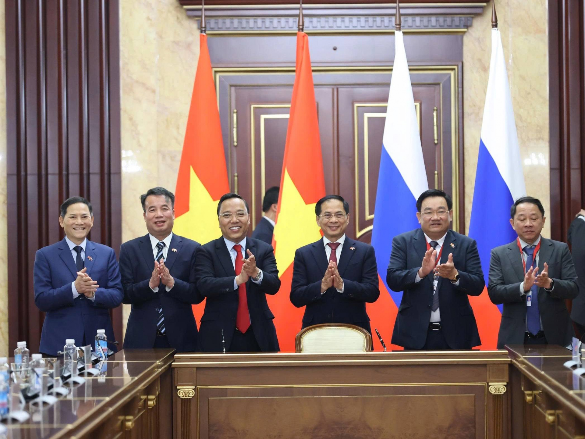 Lễ ký kết Hiệp định về hợp tác xây dựng Nhà máy điện hạt nhân trên lãnh thổ Việt Nam