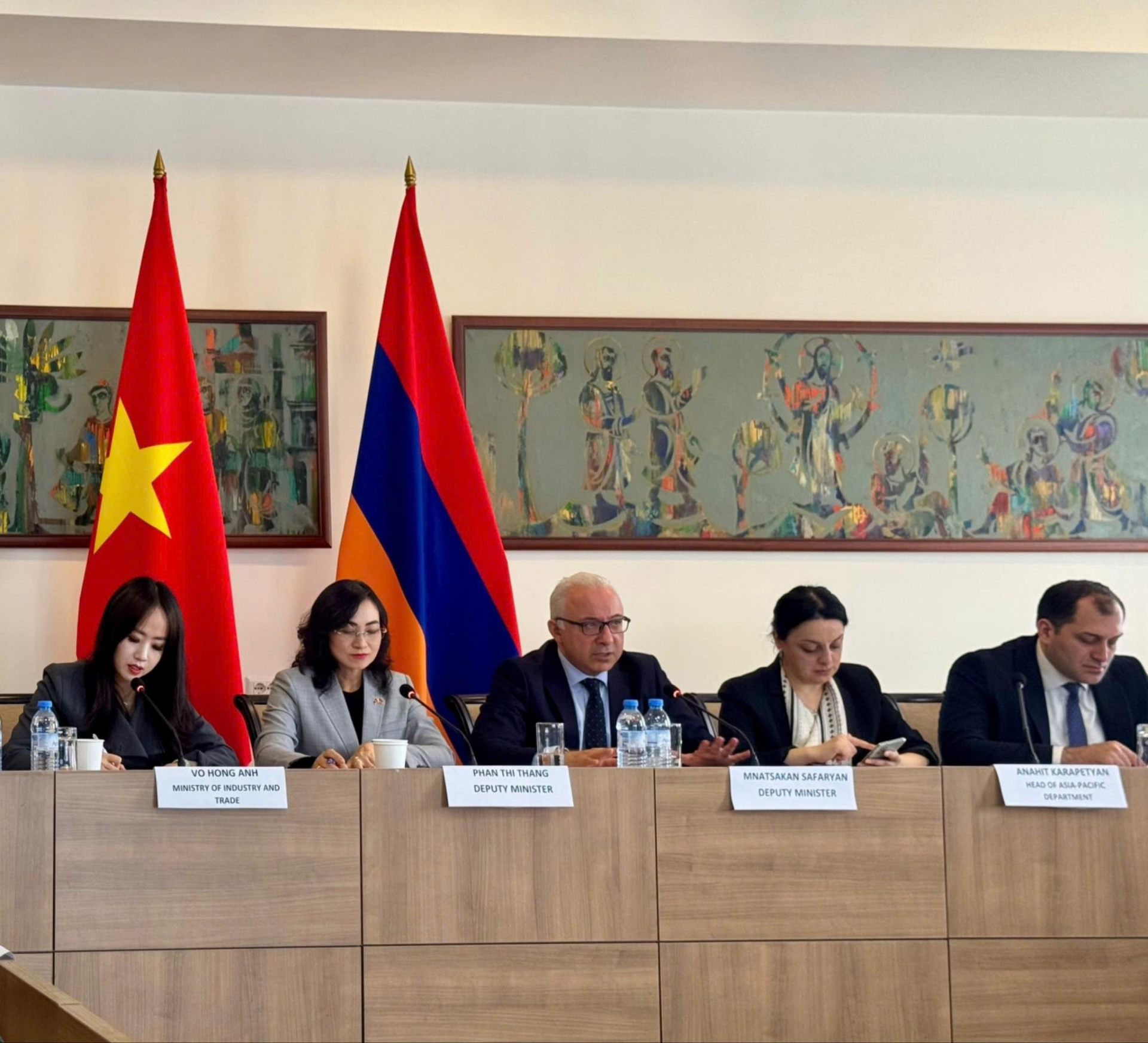Thứ trưởng Phan Thị Thắng: Thúc đẩy hợp tác kinh tế - thương mại và khoa học kỹ thuật Việt Nam - Armenia