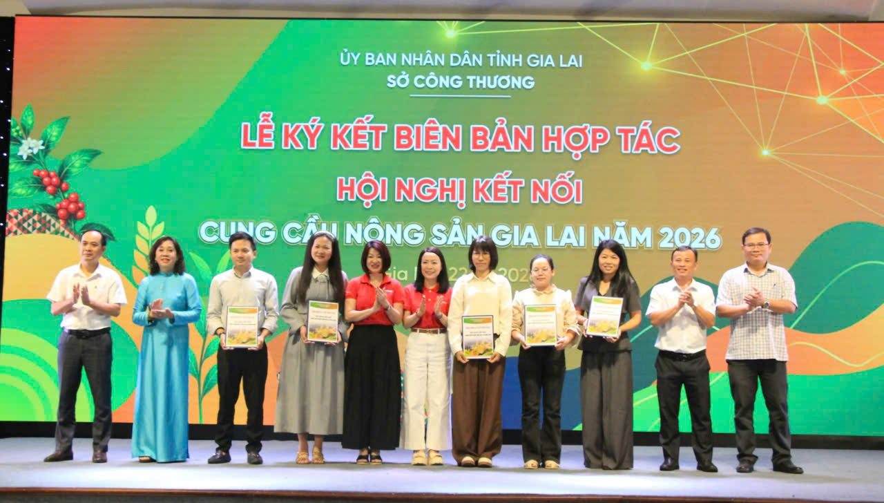 Ký kết Gia Lai