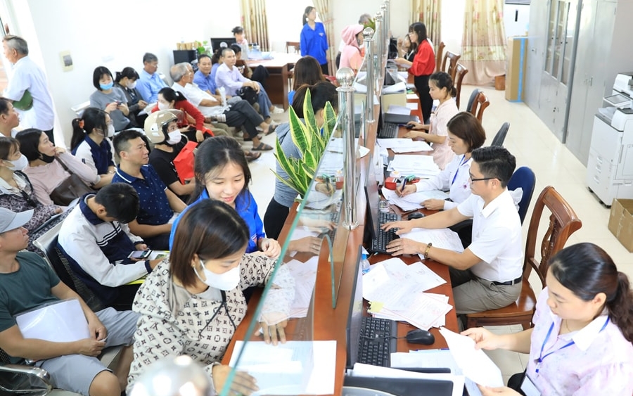 chinh quyen 1
